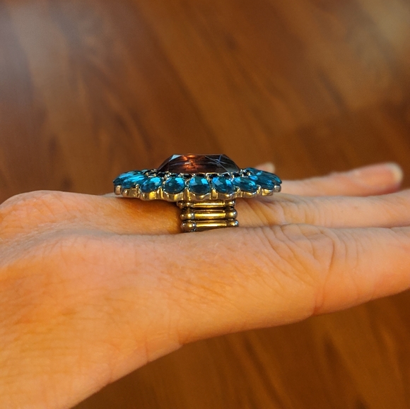 [Charlotte Russe] Cocktail Ring - Picture 3 of 5